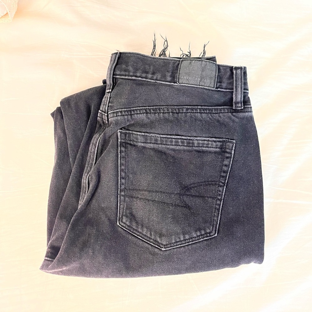 american eagle mom jeans